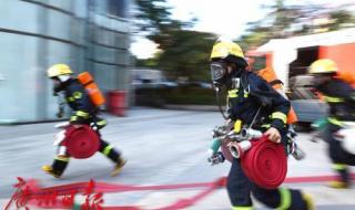 消防灭火机器人 消防灭火机器人
