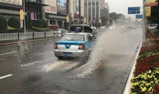 实拍重庆大风暴雨 实拍重庆大风暴雨